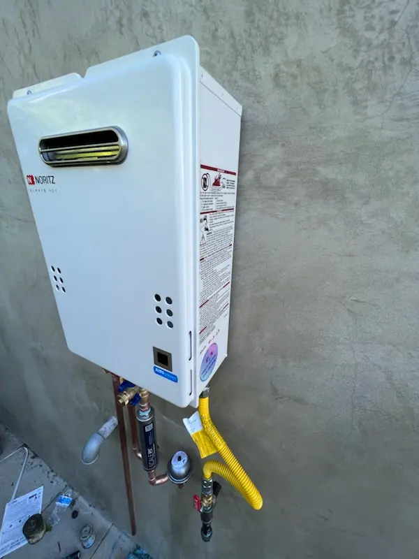Tankless water heater installation for Clawson homes